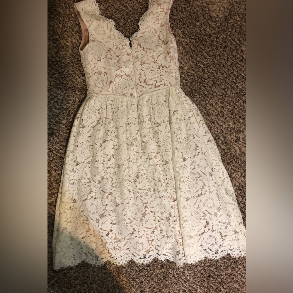 Lulu’s lace midi Skater Dress w/pockets - Picture 2 of 2
